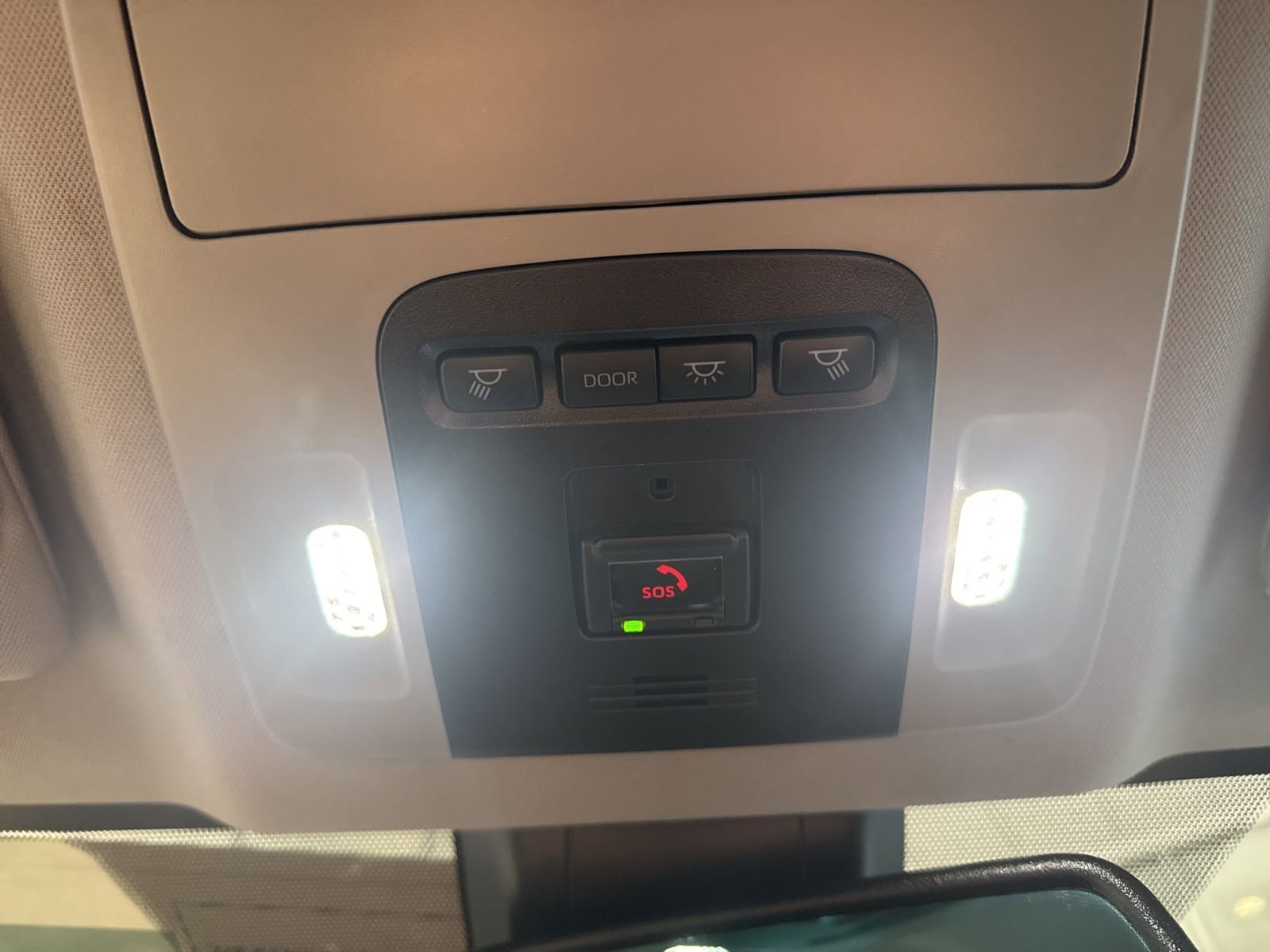 Used 2023 Toyota Camry XSE image 31