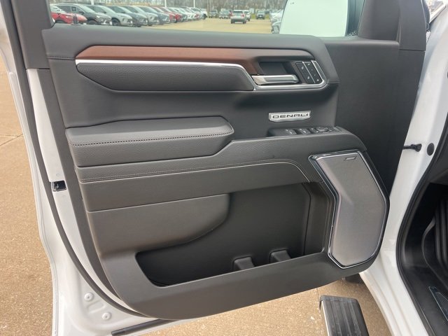 Used 2024 GMC Sierra 1500 Denali w/ Denali Reserve Package image 13