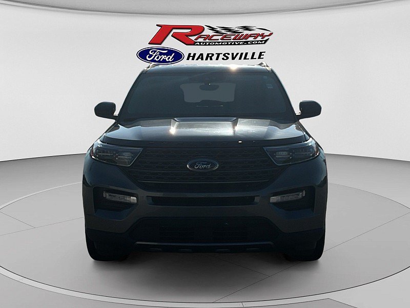 Used 2023 Ford Explorer XLT w/ Equipment Group 202A RWD image 8