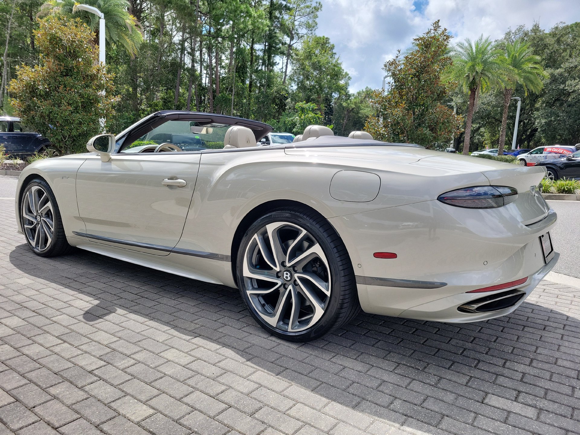 Certified 2025 Bentley Continental GT Speed AWD/4WD image 10