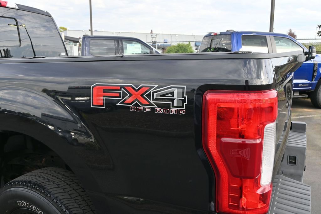 Used 2019 Ford F350 Lariat w/ Lariat Ultimate Package AWD/4WD image 5