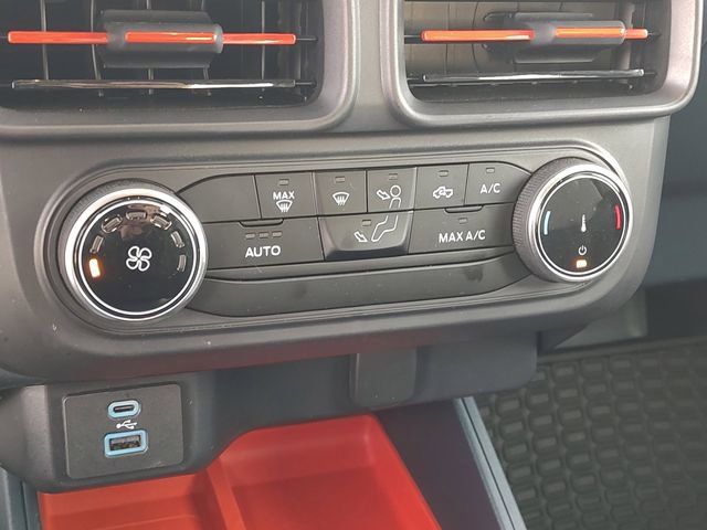 Used 2024 Ford Maverick XLT image 16