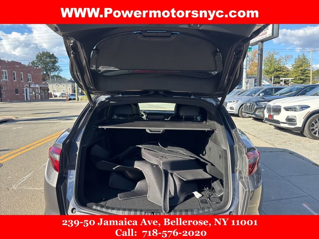 Used 2023 Alfa Romeo Stelvio Ti image 22
