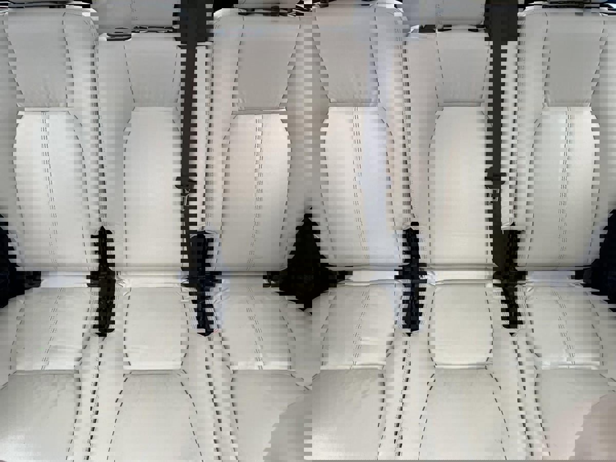 Used 2015 Land Rover LR4 HSE LUX image 43