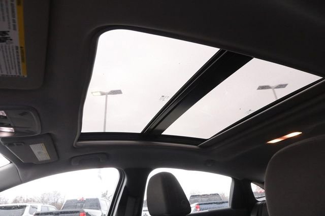 Used 2024 Chevrolet Malibu LT image 9