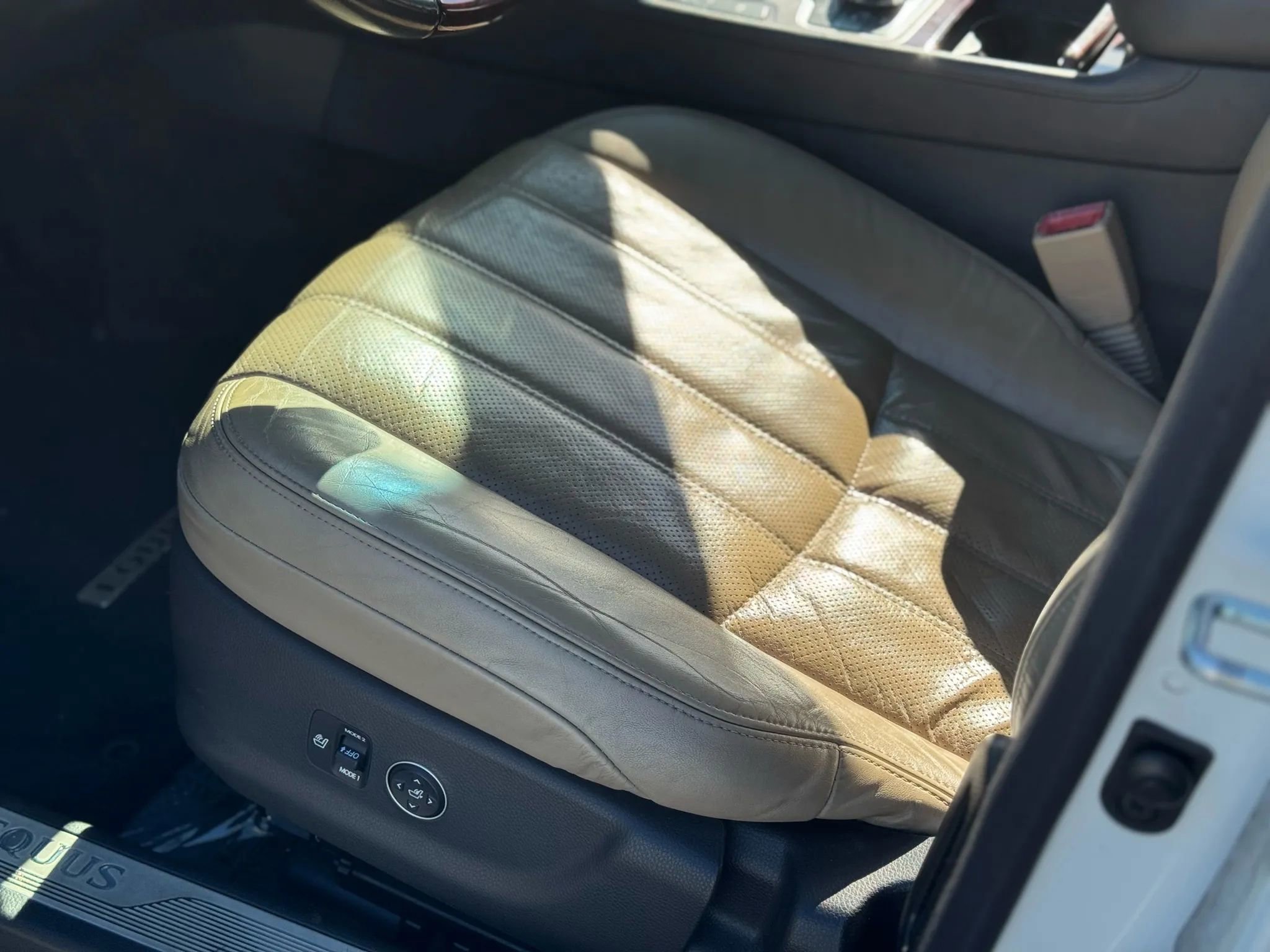 Used 2011 Hyundai Equus Ultimate image 18