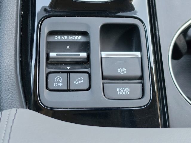 Used 2023 Honda Pilot Touring image 26