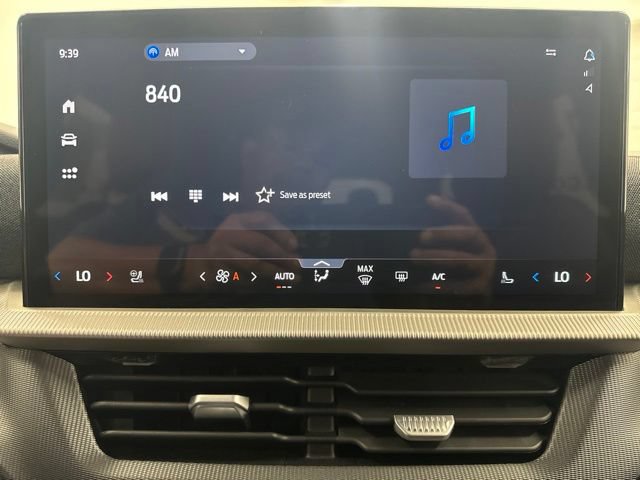 Used 2025 Ford Explorer ST-Line AWD/4WD image 16