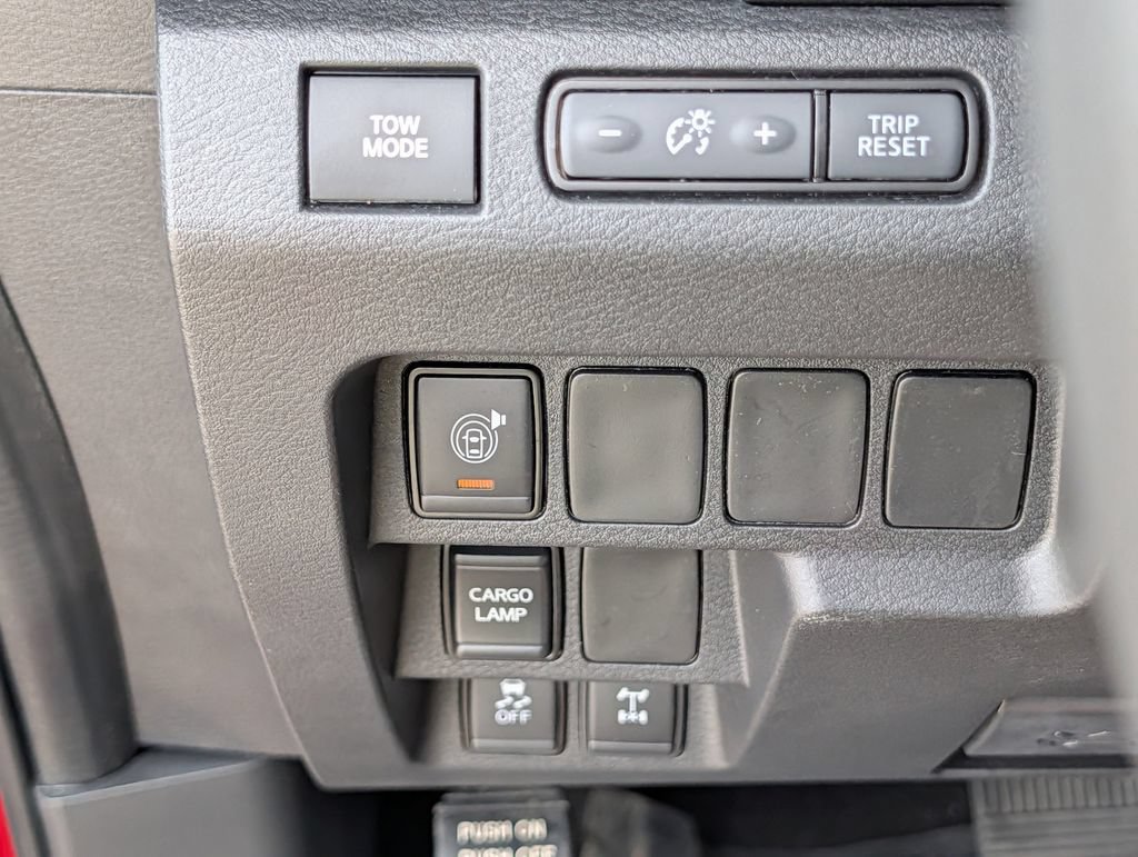 Used 2026 Nissan Frontier PRO-4X AWD/4WD image 26