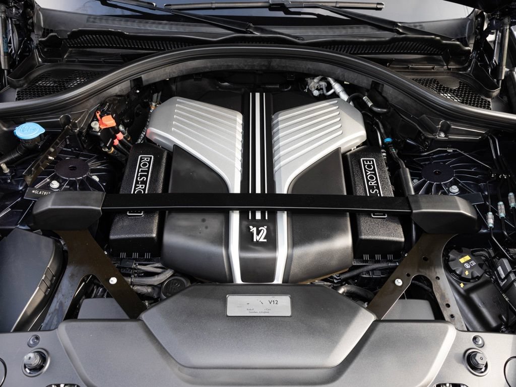Certified 2022 Rolls-Royce Cullinan w/ Cullinan Package AWD/4WD image 98