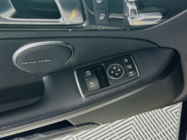 Certified 2017 Mercedes-Benz SLC 300 image 18