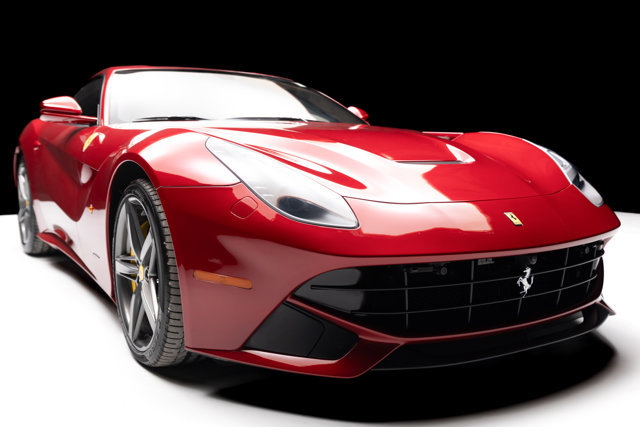 Used 2014 Ferrari F12 Berlinetta image 32