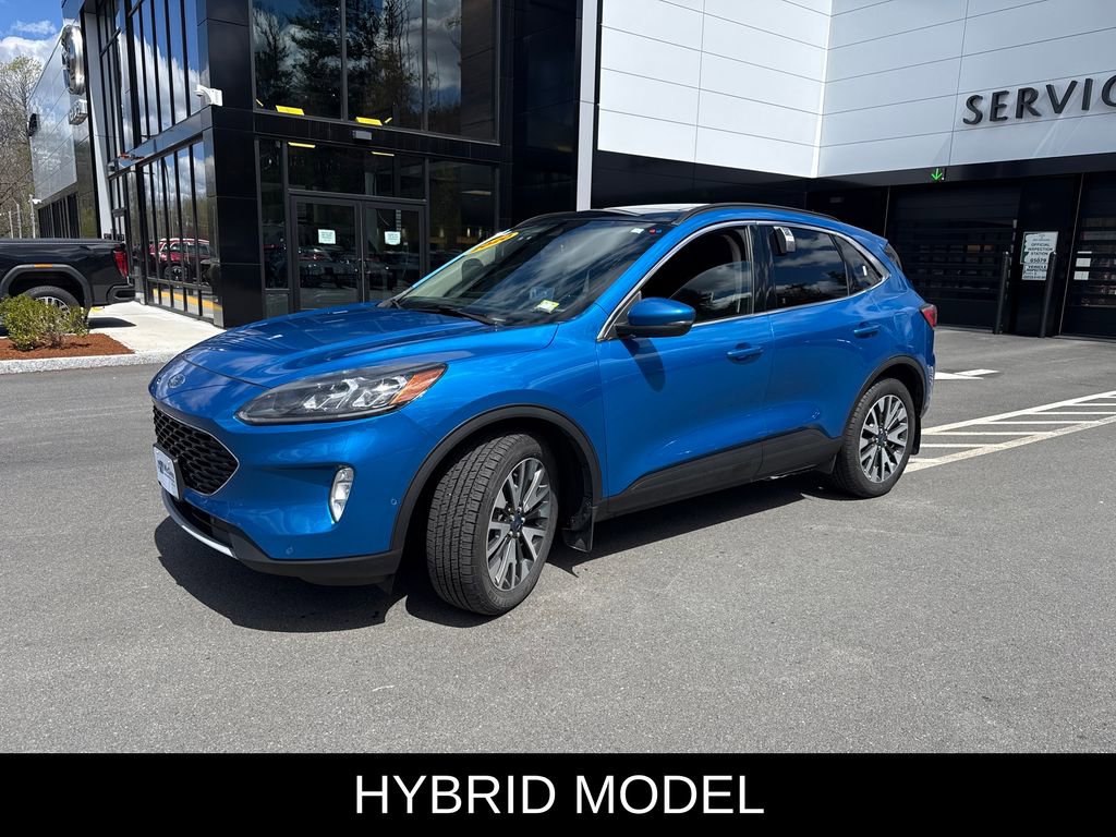 Used 2020 Ford Escape Titanium AWD/4WD image 1