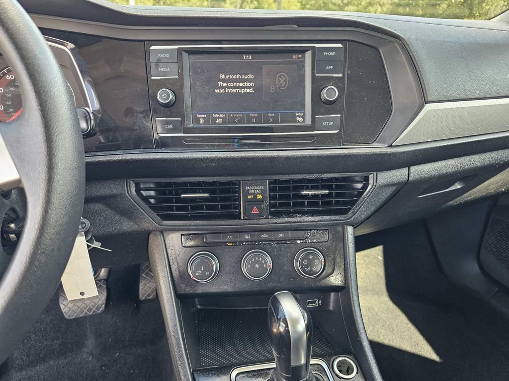 Used 2019 Volkswagen Jetta FWD image 27