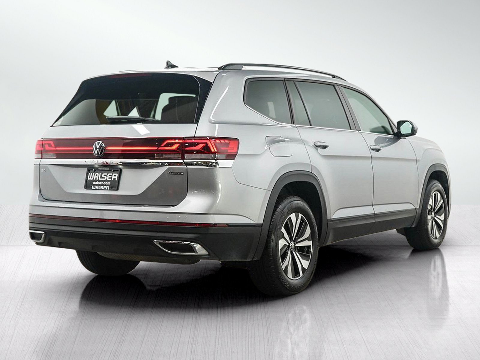 Used 2026 Volkswagen Atlas SE AWD/4WD image 5