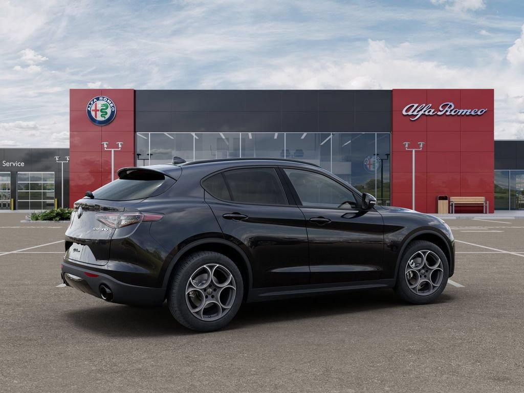 New 2025 Alfa Romeo Stelvio Sprint w/ Convenience Package AWD/4WD image 4