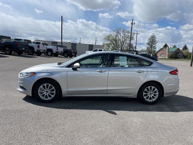Used 2018 Ford Fusion S FWD image 10