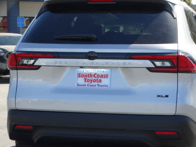 Used 2025 Toyota Grand Highlander FWD image 15