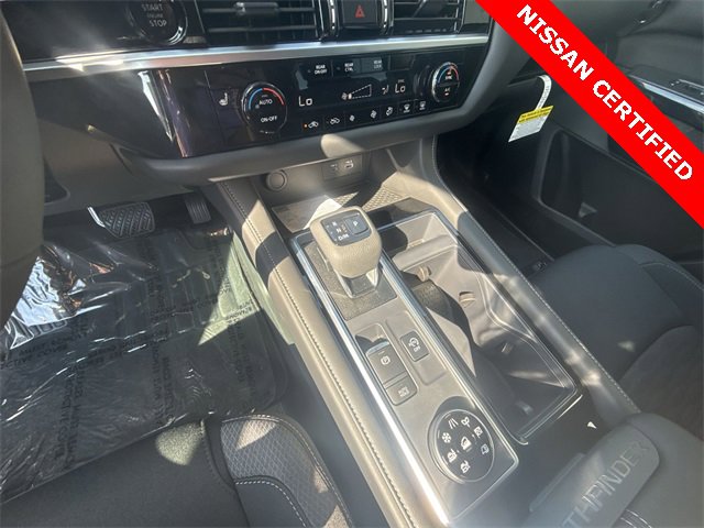 Certified 2025 Nissan Pathfinder SV image 19