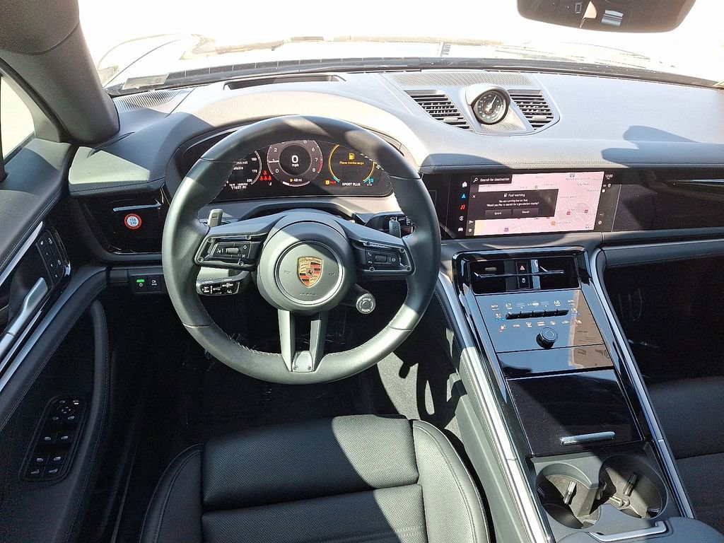 Certified 2024 Porsche Panamera image 13
