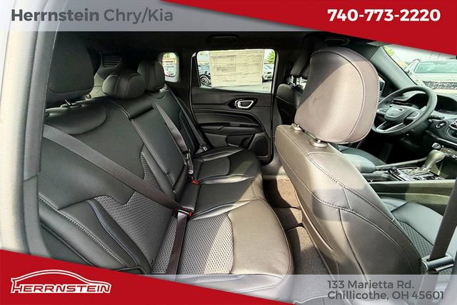New 2026 Jeep Compass Latitude AWD/4WD image 25