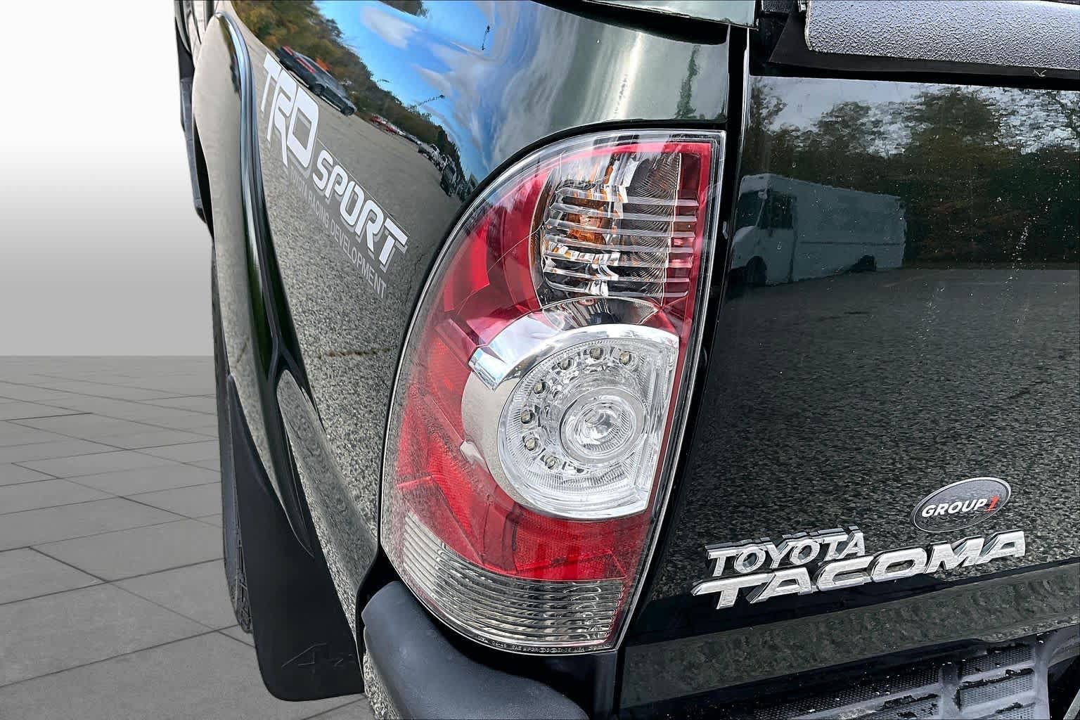 Used 2014 Toyota Tacoma 4x4 Double Cab w/ TRD Sport Package image 27