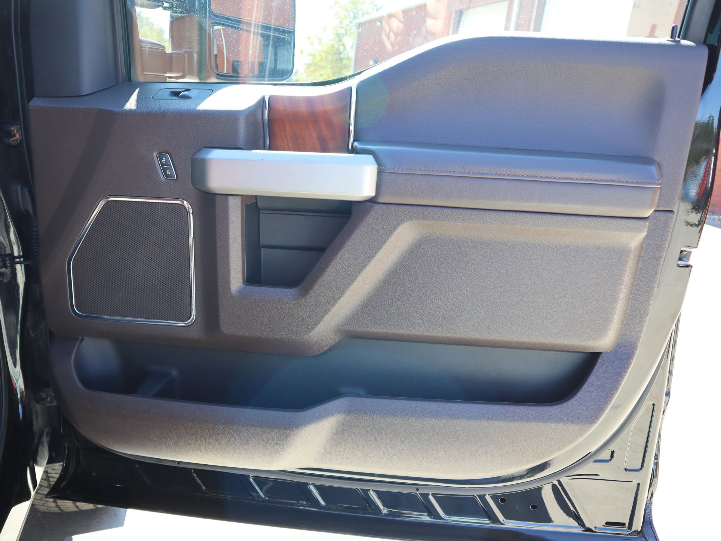 Used 2021 Ford F350 King Ranch w/ King Ranch Ultimate Package image 35