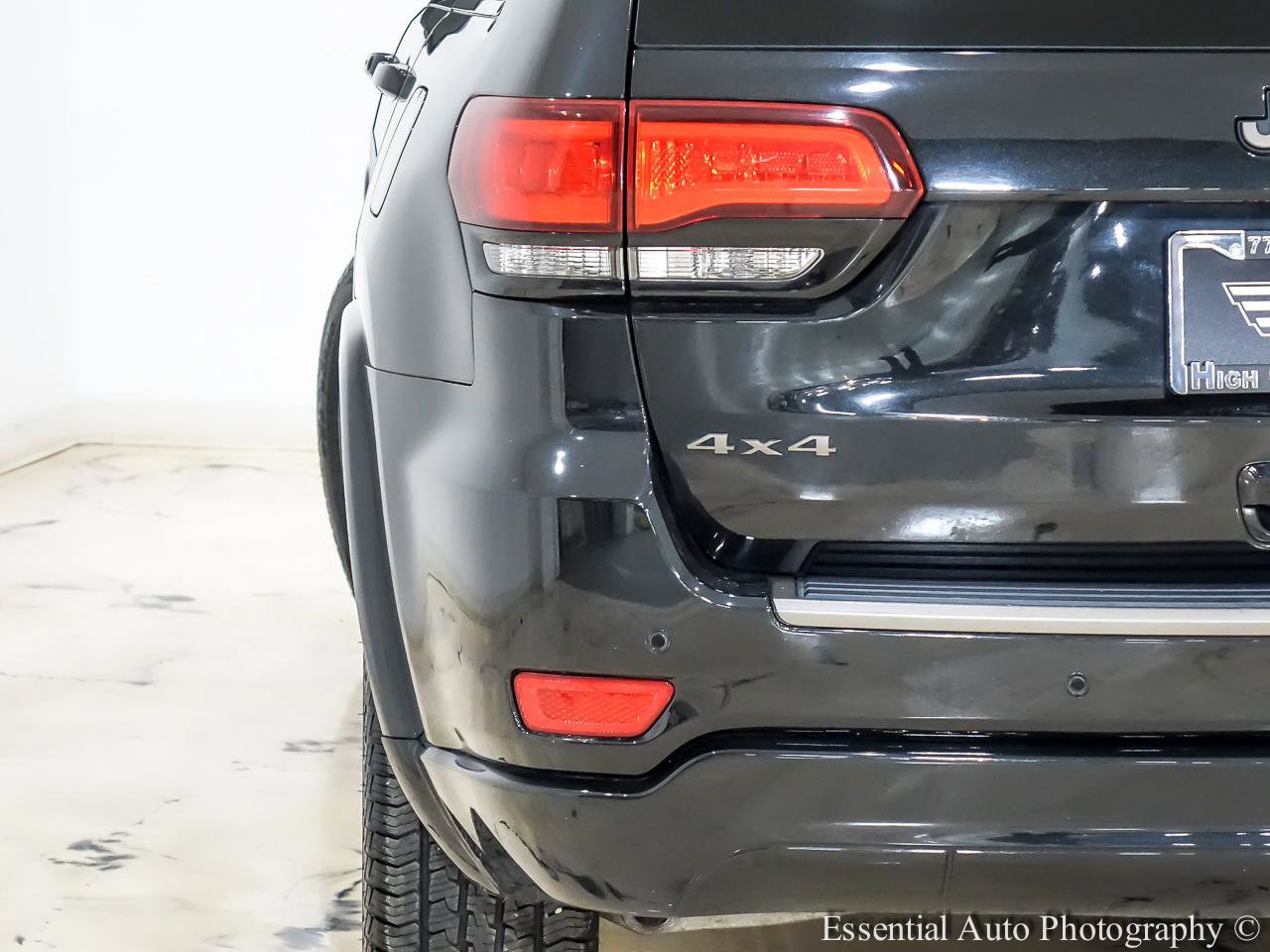 Used 2016 Jeep Grand Cherokee Limited 75th Anniversary AWD/4WD image 8