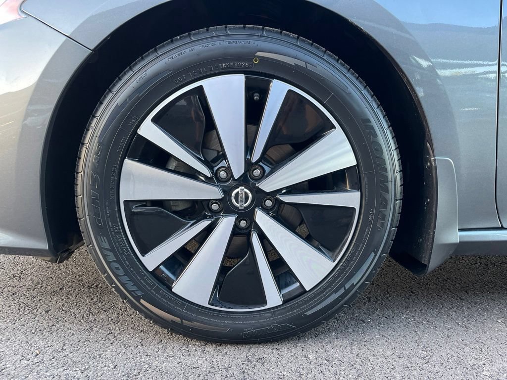 Used 2020 Nissan Altima 2.5 SV FWD image 12