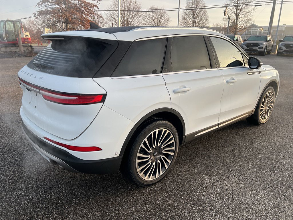 Used 2022 Lincoln Corsair Reserve w/ Equipment Group 201A image 7