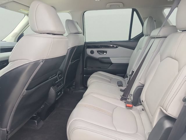 Used 2023 Honda Pilot EX-L image 8