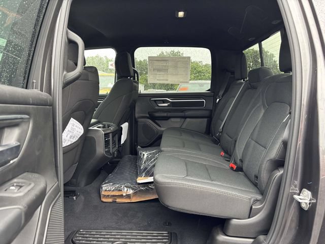 New 2026 RAM 1500 4x4 Crew Cab image 6