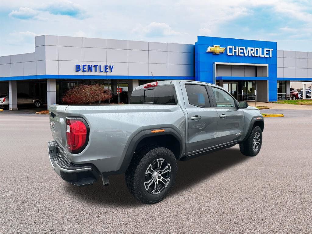Used 2024 GMC Canyon AT4 w/ AT4 Premium Package AWD/4WD image 6