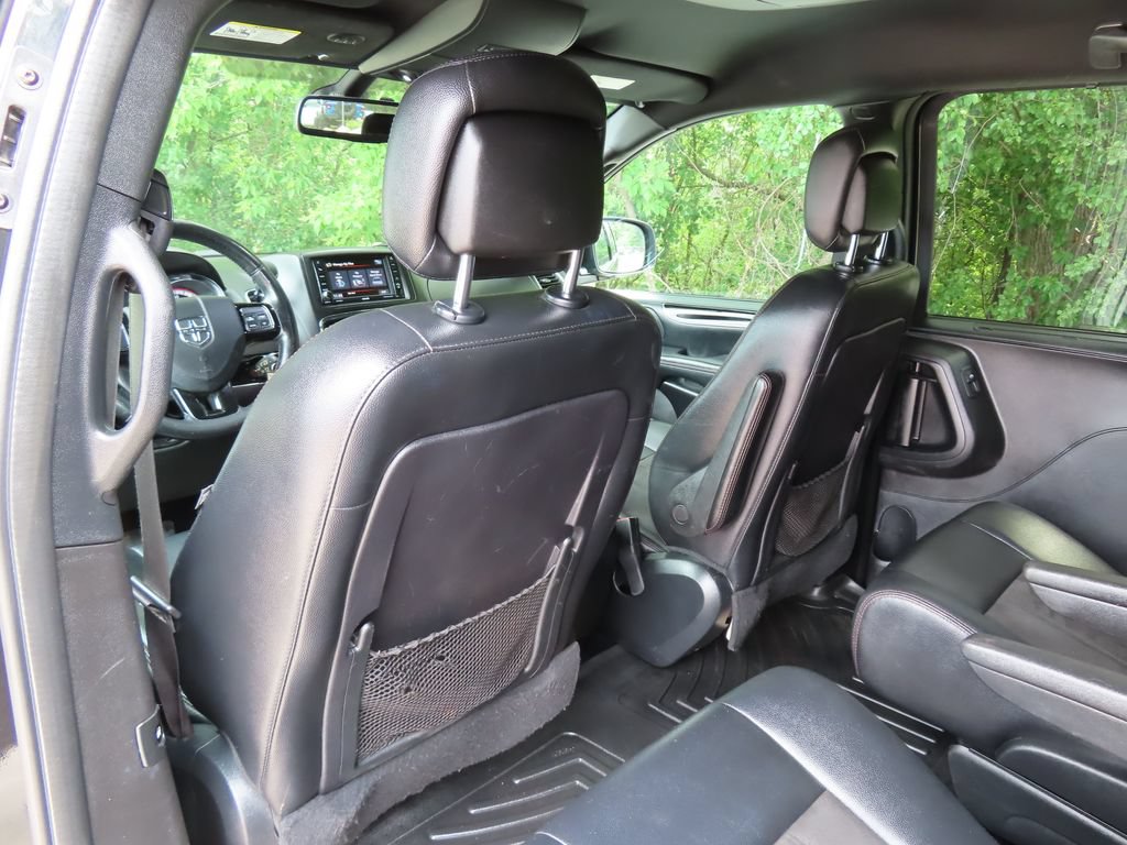 Used 2019 Dodge Grand Caravan SXT FWD image 25