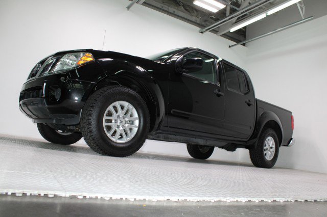 Used 2016 Nissan Frontier SV image 39
