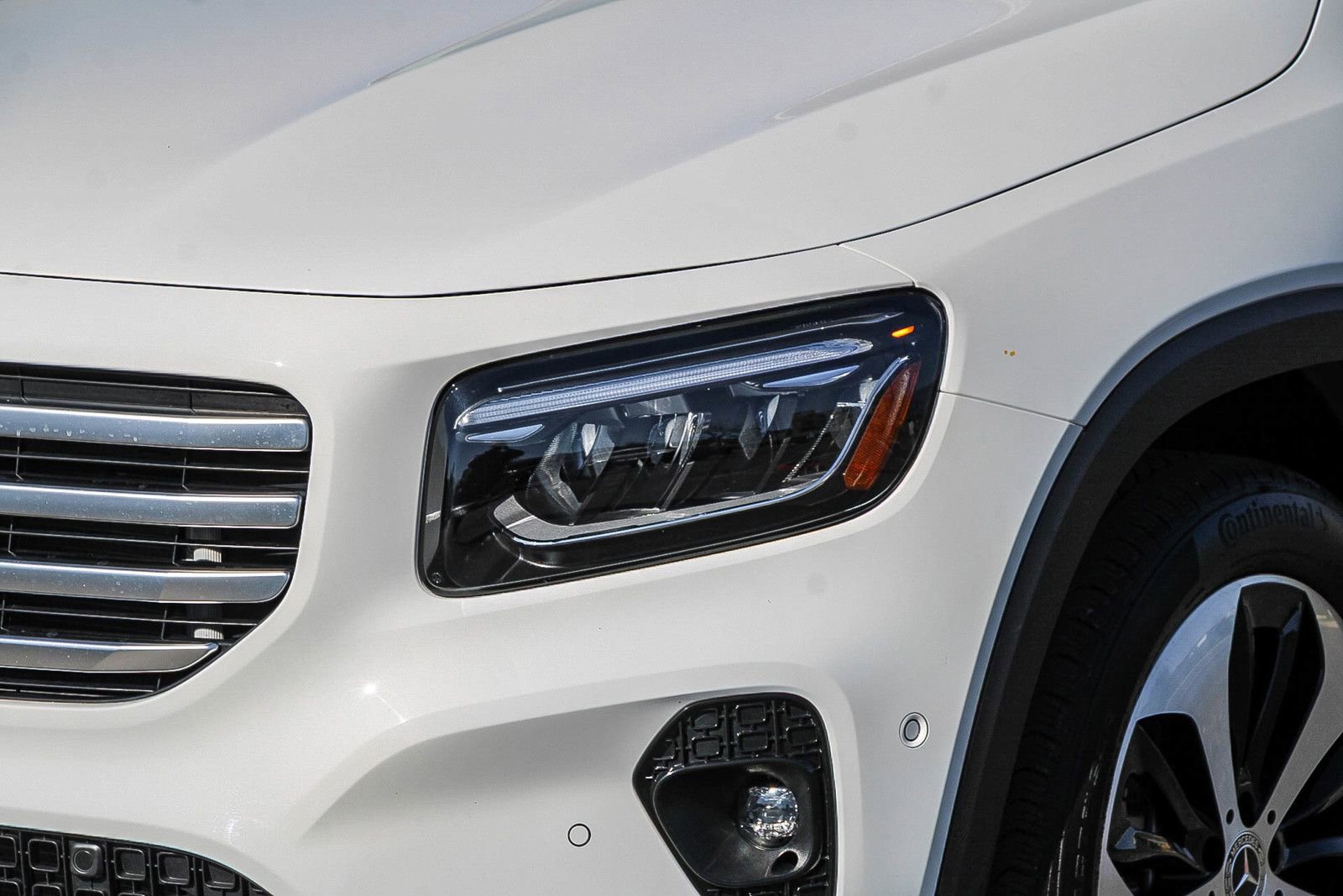 Certified 2025 Mercedes-Benz GLB 250 4MATIC image 8