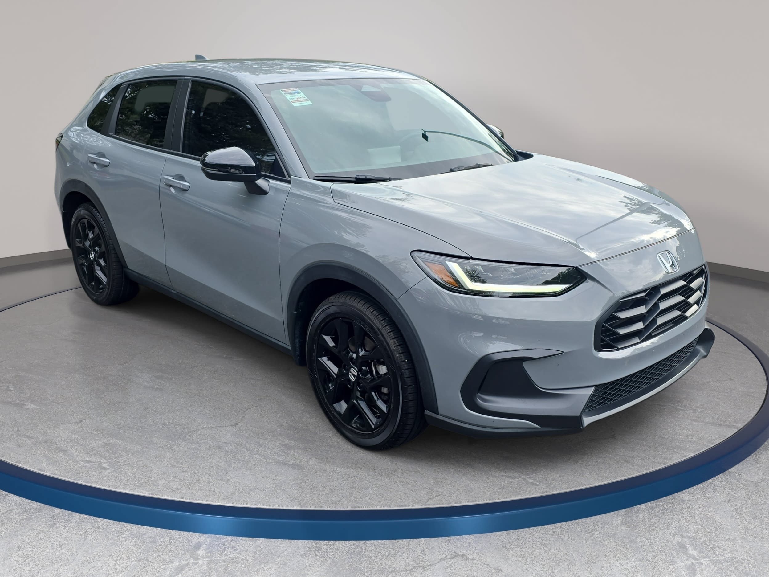 Used 2025 Honda HR-V Sport image 3