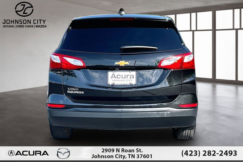Used 2020 Chevrolet Equinox LS w/ LS Convenience Package FWD image 4