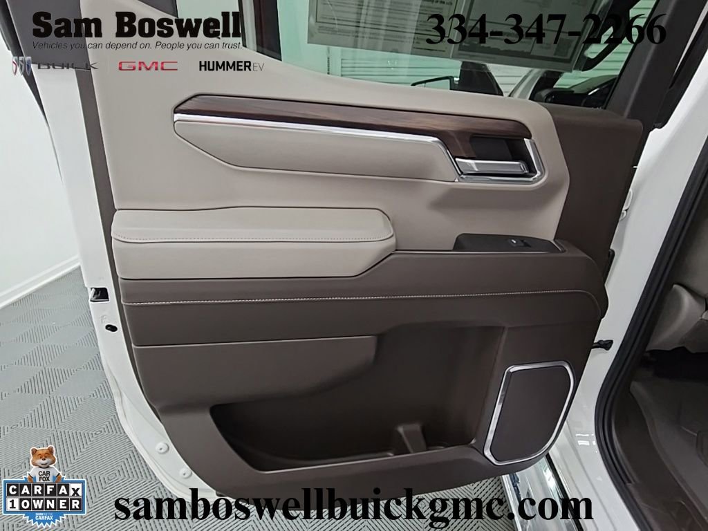 Used 2023 GMC Sierra 1500 SLT AWD/4WD image 32