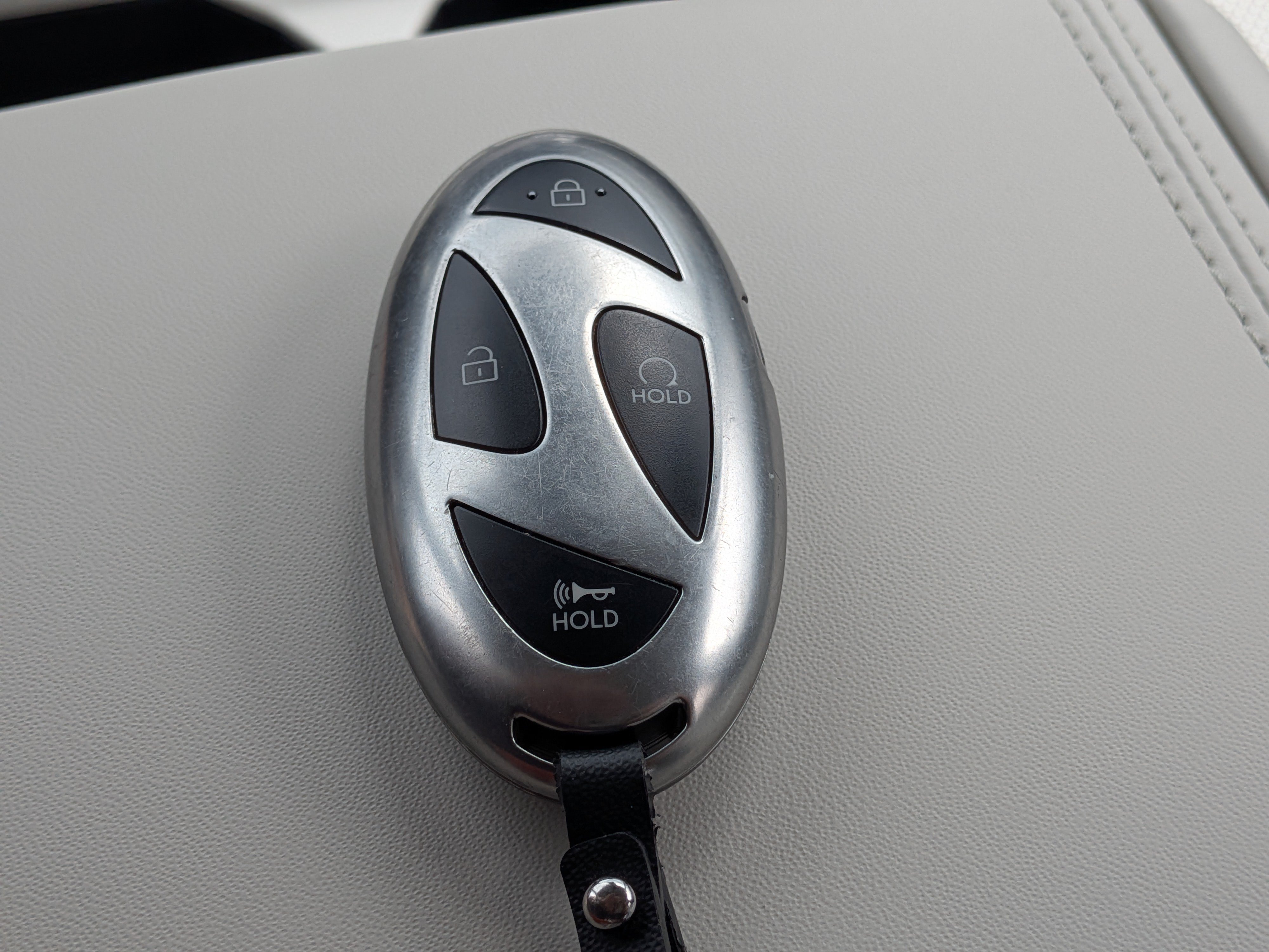 Used 2025 Hyundai Santa Fe SEL FWD image 36