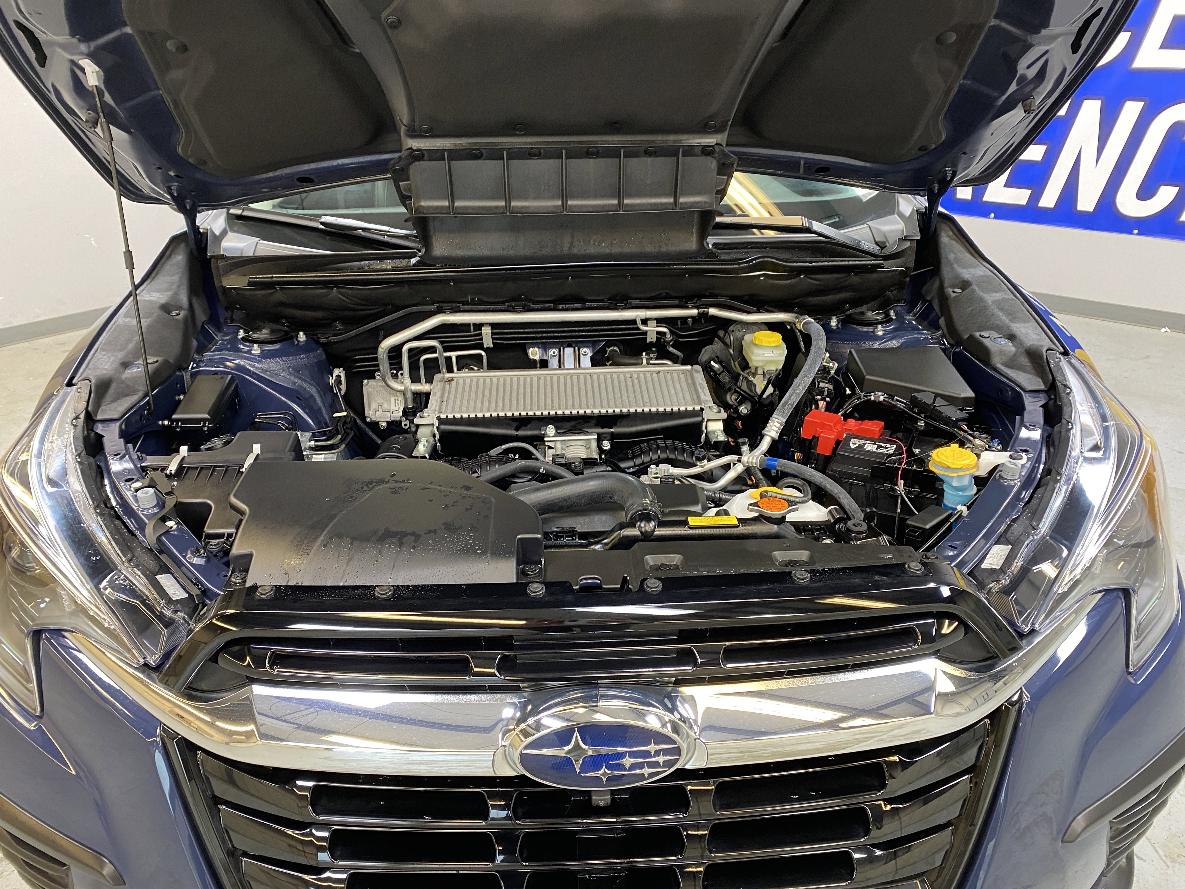 Used 2025 Subaru Ascent Touring w/ Popular Package #2 image 9