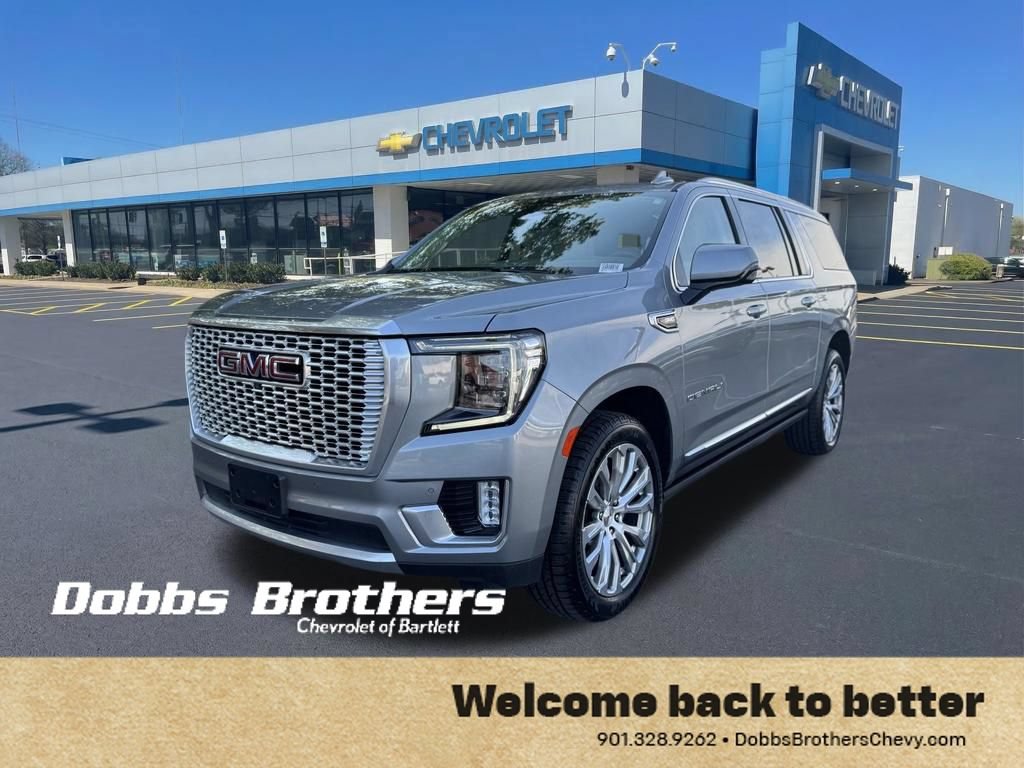 Used 2023 GMC Yukon XL Denali AWD/4WD image 3