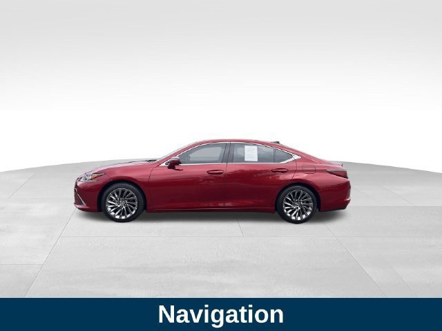 Used 2024 Lexus ES 350 w/ Technology Package FWD image 2
