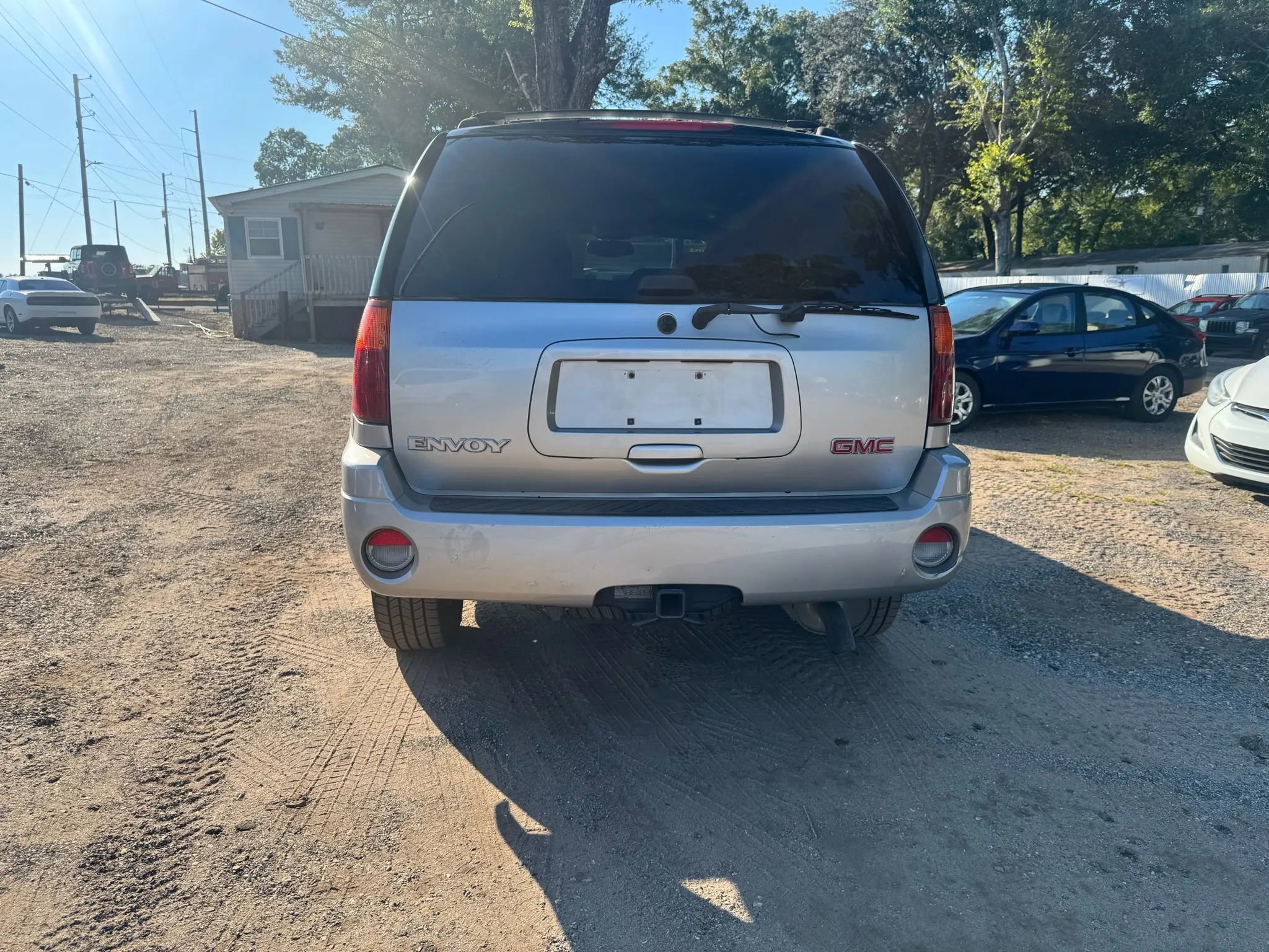 Used 2004 GMC Envoy SLT image 4