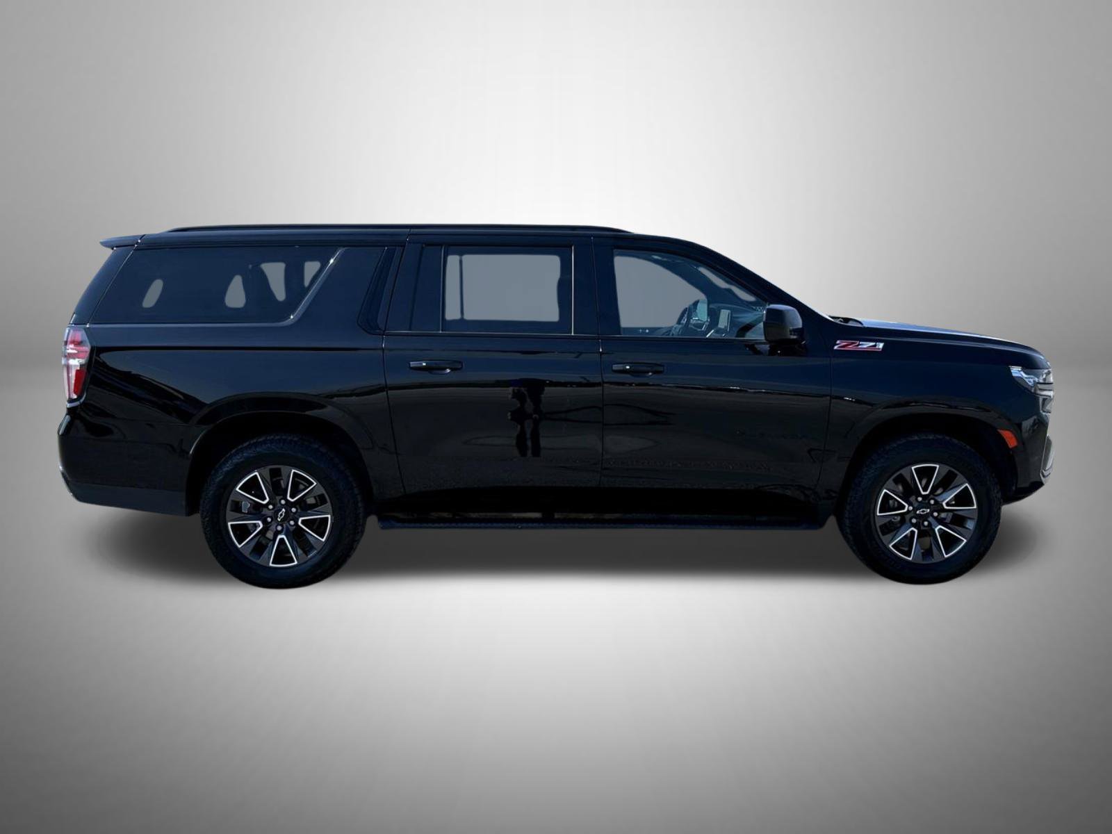 Certified 2021 Chevrolet Suburban Z71 w/ Rear Media and Nav Package AWD/4WD image 5
