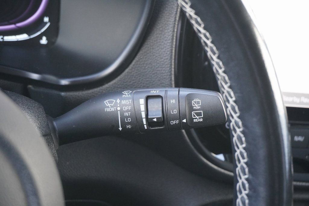 Used 2023 Kia Soul GT-Line image 19