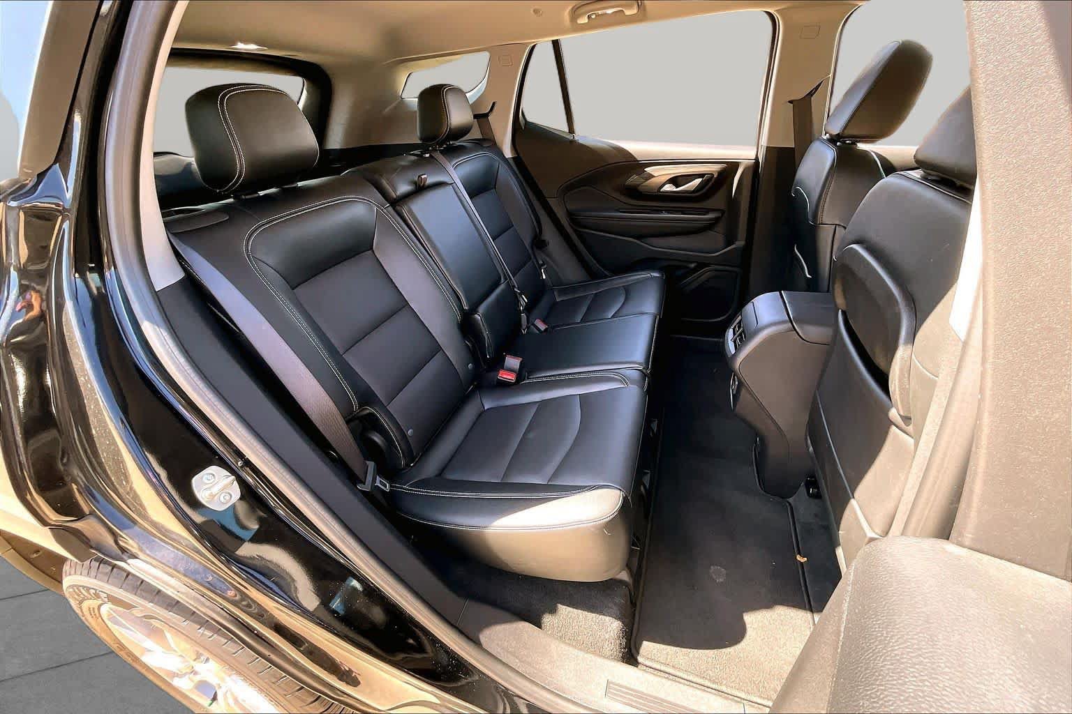 Used 2024 GMC Terrain SLT AWD/4WD image 22