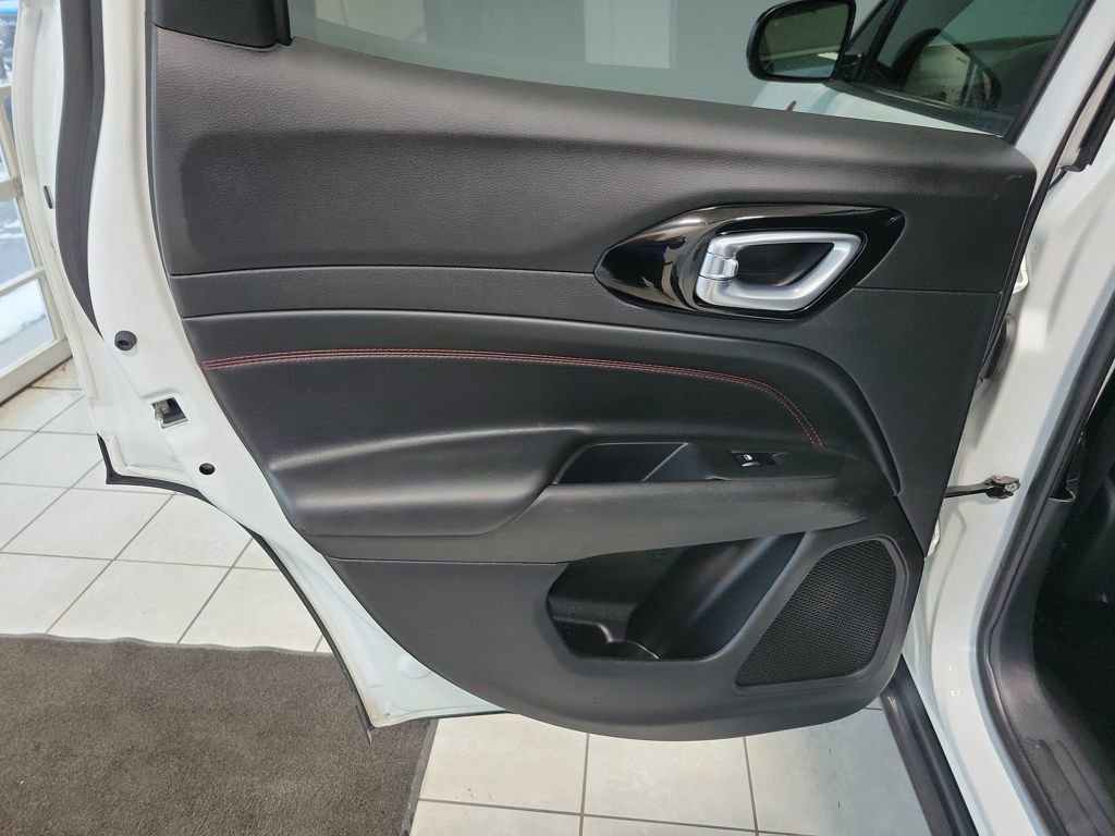 Used 2023 Jeep Compass Trailhawk w/ Trailhawk Convenience Group image 38