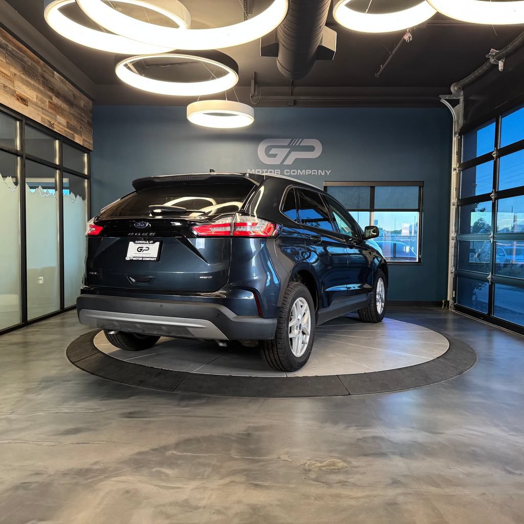 Used 2022 Ford Edge SEL w/ Convenience Package AWD/4WD image 3