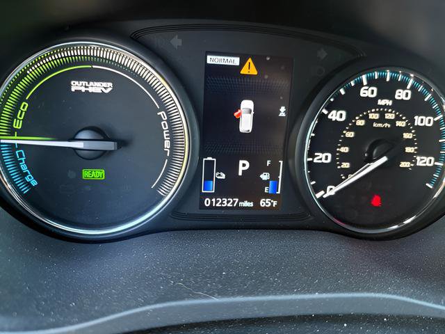 Used 2020 Mitsubishi Outlander GT image 18